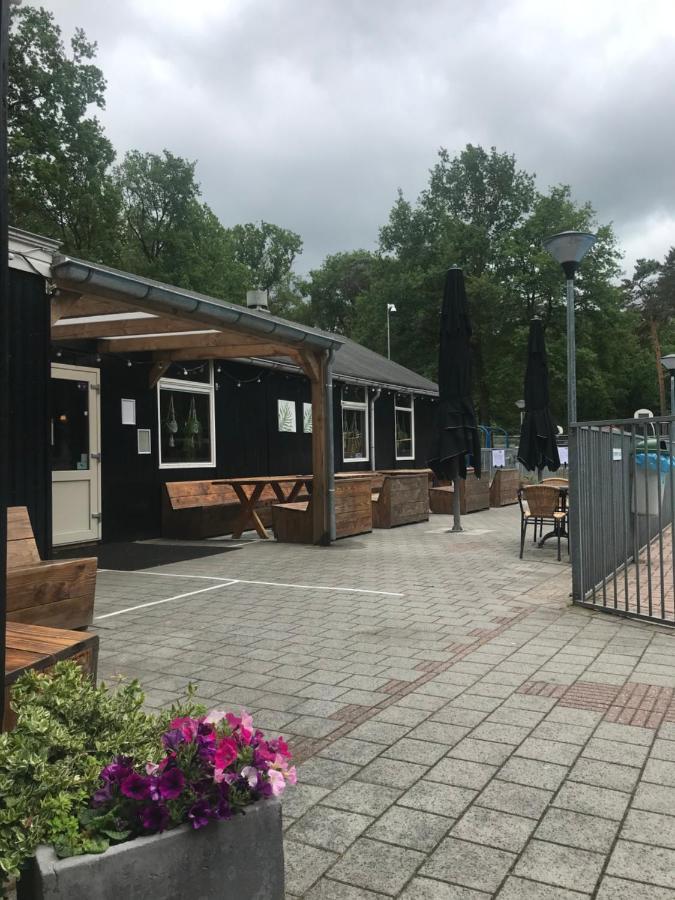 Wulft 47 Zonnig Gezellig 6P Chalet Met Zwembad In Bosrijke Omgeving Op Familie Camping De Vossenburcht IJhorst Zewnętrze zdjęcie