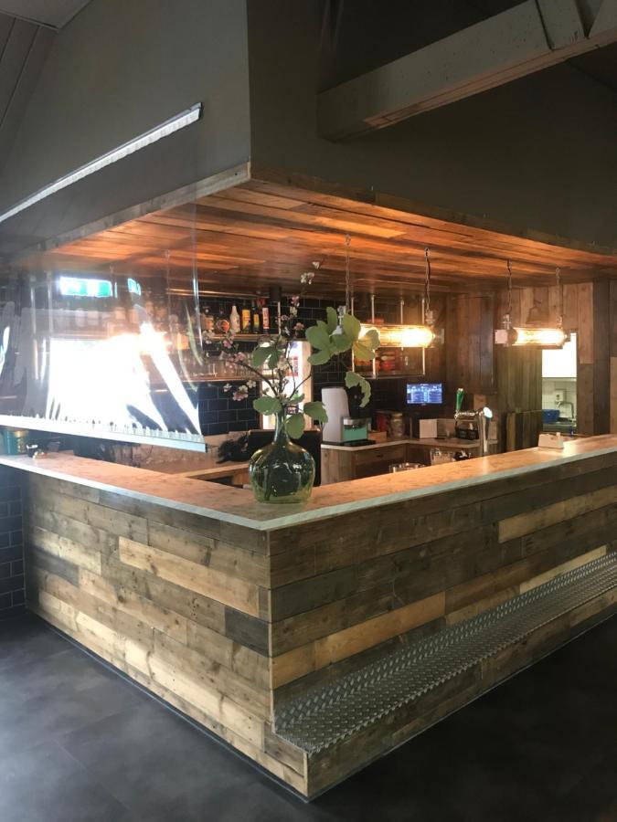 Wulft 47 Zonnig Gezellig 6P Chalet Met Zwembad In Bosrijke Omgeving Op Familie Camping De Vossenburcht IJhorst Zewnętrze zdjęcie